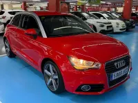 Usado Audi A1 Attraction 122 CV (89 kW) 2011 Rojo Utilitario