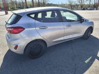 Usado Ford Fiesta Trend 95 CV (69 kW) 2020 Gris / plata Berlina