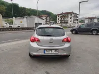 Usado Opel Astra Excellence 110 CV (80 kW) 2015 Gris / plata Berlina
