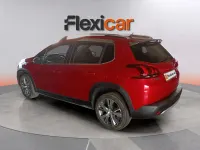 Usado Peugeot 2008 Allure 101 CV (74 kW) 2019 Rojo SUV