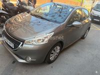 Usado Peugeot 208 Active 82 CV (60 kW) 2014 Beige Utilitario