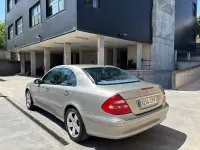 Usado Mercedes E500 Avantgarde 306 CV (225 kW) 2004 Beige Berlina
