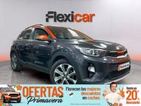 Usado Kia Stonic 100 CV (73 kW) 2019 Gris SUV