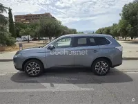 Usado Mitsubishi Outlander Motion 150 CV (110 kW) 2015 Gris / plata SUV