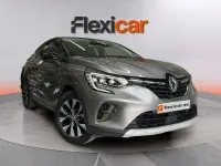 Usado Renault Captur Techno 91 CV (66 kW) 2023 Gris SUV