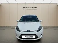Usado Ford Fiesta Trend 82 CV (60 kW) 2011 Blanco Berlina