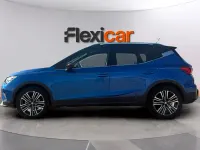 Usado Seat Arona Style 110 CV (80 kW) 2023 Azul SUV