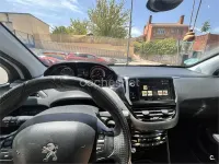 Usado Peugeot 2008 GT-line 120 CV (88 kW) 2018 Blanco SUV