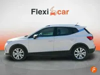 Usado Seat Arona Reference 95 CV (69 kW) 2021 Blanco SUV