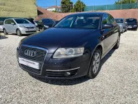 Usado Audi A6 225 CV (165 kW) 2004 Gris / plata Berlina