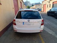 Usado Skoda Octavia Active 116 CV (85 kW) 2018 Blanco Familiar