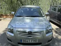 Usado Toyota Avensis Sol 150 CV (110 kW) 2006 Gris / plata Berlina
