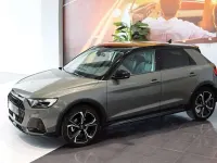 Usado Audi A1 150 CV (110 kW) 2022 Gris SUV