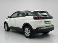 Usado Peugeot 3008 Active 131 CV (96 kW) 2022 Blanco SUV