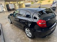 Usado BMW 118 122 CV (89 kW) 2008 Negro Utilitario