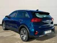 Begagnad Kia Niro 141 HK (103 kW) 2022 Blå SUV