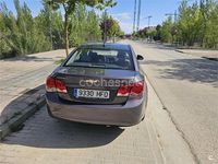 Usado Chevrolet Cruze LT 124 CV (91 kW) 2011 Gris / plata Berlina