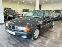 Usado BMW 323 Comfort Edition 173 HP (127 kW) 1997 Preto Coupé