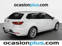 Usado Seat Leon FR 125 CV (91 kW) 2018 Blanco Familiar