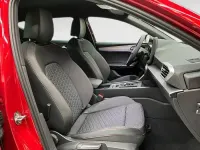 Usado Seat Leon FR 204 CV (150 kW) 2026 Rojo Berlina