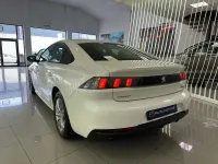 Usado Peugeot 508 Active 131 CV (96 kW) 2023 Blanco Berlina