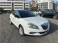 Usado Lancia Delta 120 CV (88 kW) 2011 Blanco Utilitario