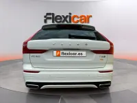 Usado Volvo XC60 R-Design 390 CV (286 kW) 2019 Blanco SUV