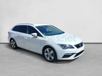 Usado Seat Leon FR 150 CV (110 kW) 2019 Blanco Familiar