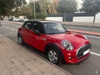 Usado Mini ONE 102 CV (75 kW) 2019 Rojo Utilitario