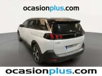 Usado Peugeot 5008 Allure 131 CV (96 kW) 2019 Blanco SUV