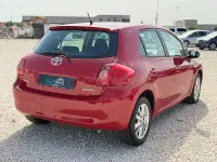 Usado Toyota Auris Sol 124 CV (91 kW) 2008 Rojo Utilitario