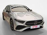 Usado Mercedes A200 AMG line 150 CV (110 kW) 2025 Plata hightech Berlina