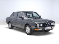Usado BMW 528 184 CV (135 kW) 1986 Verde Berlina