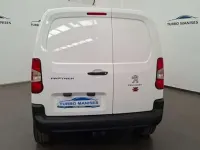 Usado Peugeot Partner Premium 130 CV (95 kW) 2022 Blanco Monovolumen