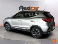 Usado MG ZS Luxury 111 CV (81 kW) 2022 Gris SUV