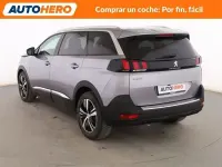 Usado Peugeot 5008 Allure 130 CV (95 kW) 2019 Gris SUV