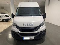 Begagnad Iveco Daily 162 HK (119 kW) 2022 Vit Sedan