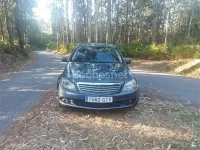 Usado Mercedes C180 Classic 156 CV (114 kW) 2010 Granate Berlina