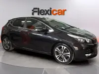 Usado Kia Ceed 136 CV (100 kW) 2018 Negro Utilitario