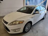 Usado Ford Mondeo Sport 115 CV (84 kW) 2011 Gris / plata Familiar