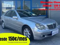 Usado Mercedes C200 Elegance 122 CV (89 kW) 2004 Gris / plata Berlina