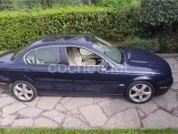 Usado Jaguar X-type Executive 231 CV (169 kW) 2008 Azul Berlina