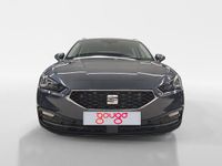 Usado Seat Leon Style 150 CV (110 kW) 2025 Gris / plata Berlina