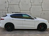 Usado Alfa Romeo Stelvio Ti 210 CV (154 kW) 2021 Blanco SUV