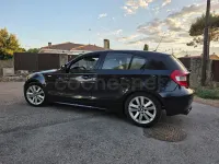 Usado BMW 130 265 CV (194 kW) 2007 Negro Utilitario