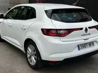 Usado Renault Mégane IV Zen 115 CV (84 kW) 2019 Blanco Berlina