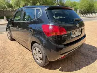 Usado Kia Venga 90 CV (66 kW) 2011 Negro Utilitario