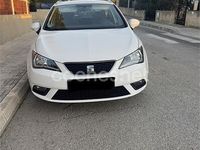 Usado Seat Ibiza ST CONNECT 90 CV (66 kW) 2016 Blanco Familiar