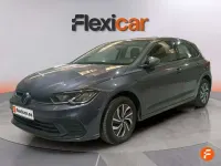 Usado VW Polo Life 95 CV (69 kW) 2022 Gris Utilitario