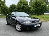 Usado Audi A3 Ambition 102 CV (75 kW) 2003 Azul Utilitario